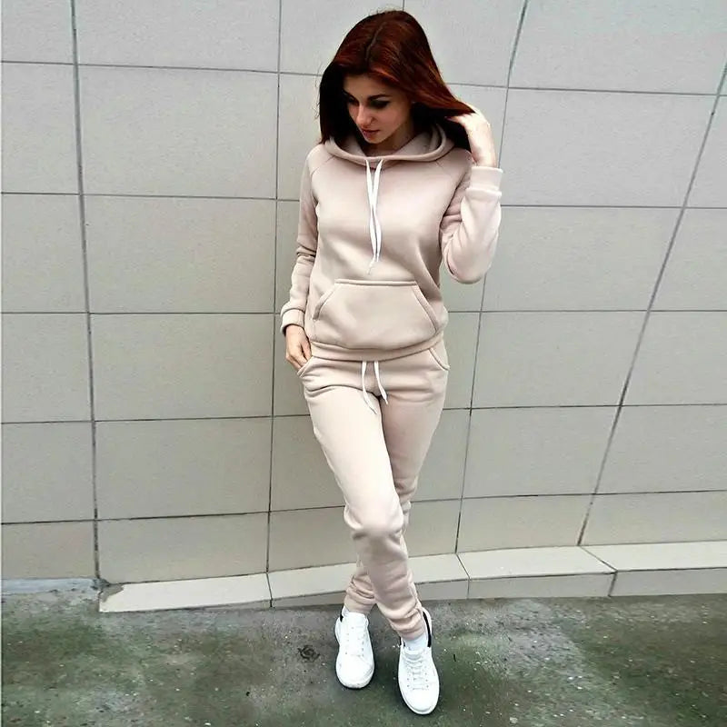 Women's Tracksuit Hoodies 2 Piece Set Sweatshirt + Pants Women Sport Running Suit Spring And Autumn Sportswear Customizable Logo Totally invincible